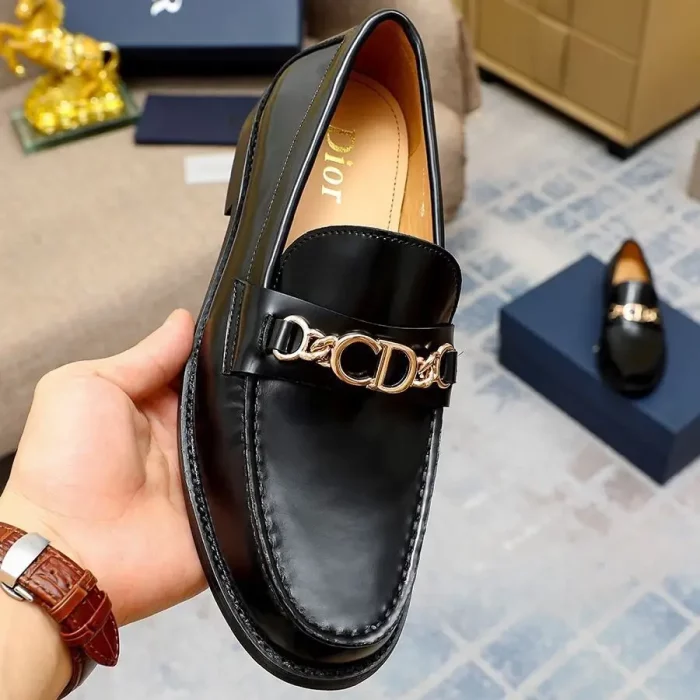 latest Dior men’s shoe – DUBAIBESTSHOP