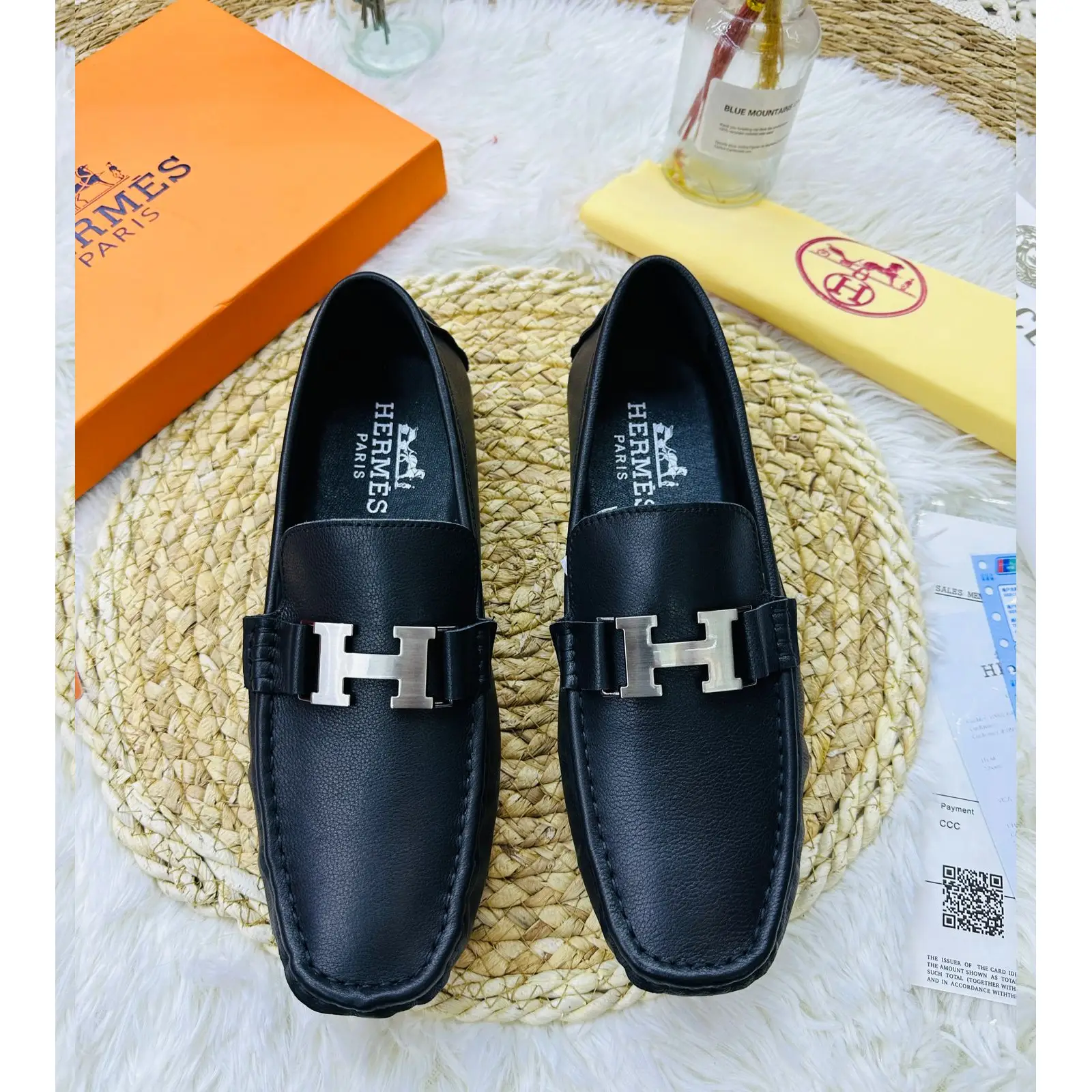 Hermès Men’s Black Leather Loafers – Timeless Elegance with Signature Emblem in Dubai UAE Hermès Men’s Black Leather Loafers – Timeless Elegance with Signature "H" Emblem in Dubai UAE