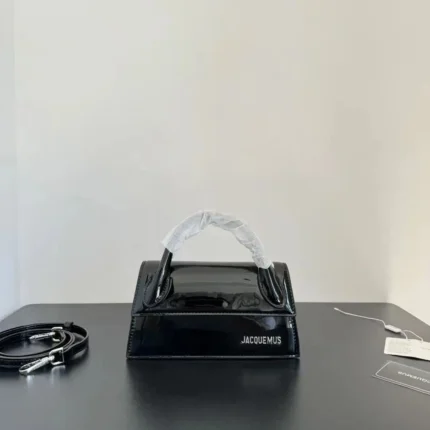 Jacquemus top handle detachable shoulder bag in Dubai UAE