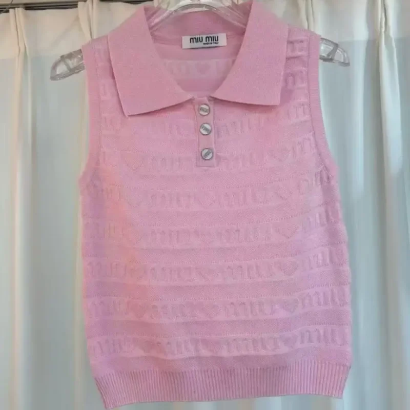 Cable-Knit Sweater Vest – Sleeveless Collared Knitwear with Braided Texture Design in Dubai UAE