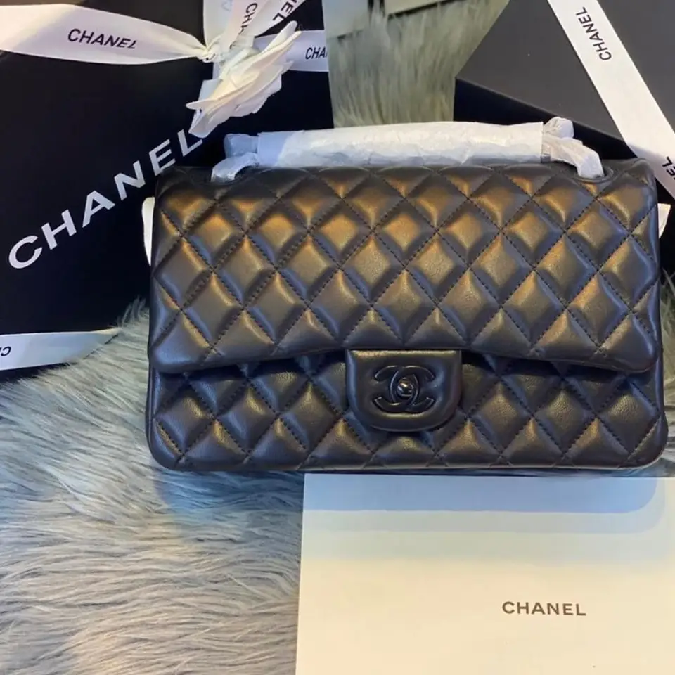 Chanel 23B CF Mini So Black Bag – Iconic Quilted Mini Flap in All-Black Finish in Dubai UAE Chanel 23B CF Mini So Black Bag – Iconic Quilted Mini Flap in All-Black Finish in Dubai UAE