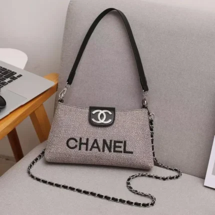 Chanel 31 Rue Cambon Grey Fabric Handbag – Iconic Paris-Inspired Design with Leather & Chain Strap in Dubai UAE