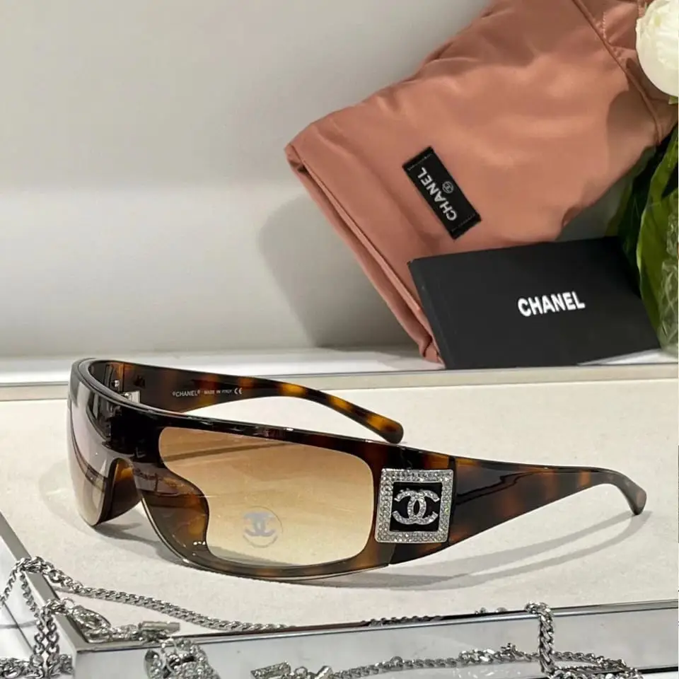 Chanel Brown Oversized Shield Sunglasses – Wrap-Around Style with Rhinestone CC Logo in Dubai UAE