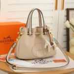Hermès Kelly Bag – Iconic Luxury Handbag Inspired by Grace Kelly in Dubai UAE