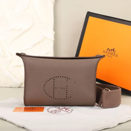 Hermès Videpoches Bag in Etoupe Togo Leather – Compact Luxury in Dubai UAE