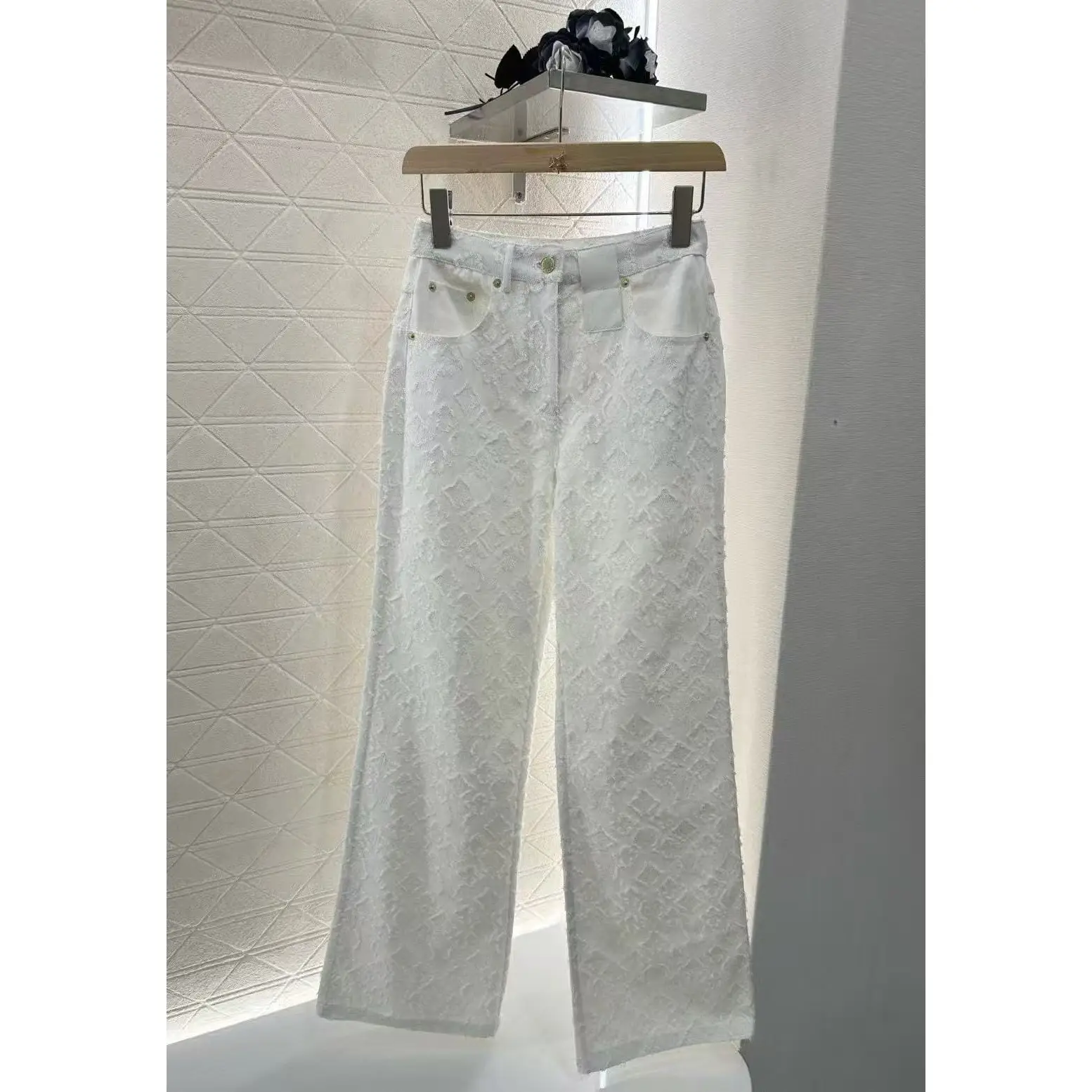 Louis Vuitton Monogram Fil Coupé Wide-Leg Jeans – Luxury Designer Denim in Dubai UAE Louis Vuitton Monogram Fil Coupé Wide-Leg Jeans – Luxury Designer Denim in Dubai UAE