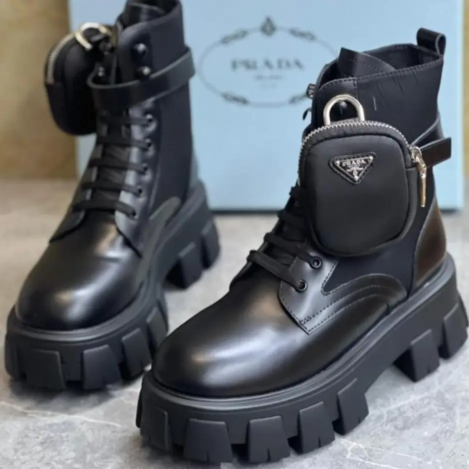 Natural Veined Marble Flooring – Textured Surface with Elegant Stone Pattern in Dubai UAE Natural Veined Marble Flooring – Textured Surface with Elegant Stone Pattern in Dubai UAE